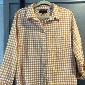 Women’s Banana Republic Button UP Shirt